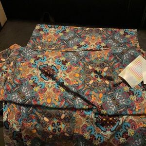 LuLaroe Maxi - Size Medium Multicolor